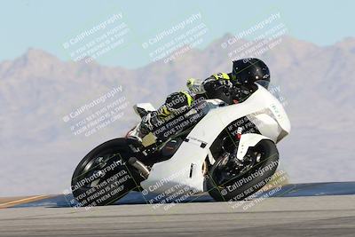 media/Dec-04-2025-Racers Edge (Thu) [[5ebc9f124d]]/3-B Group/4-Session 2 (Turn 9 Entry)/